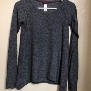 Ivivva gray and raspberry detail stitch size 12